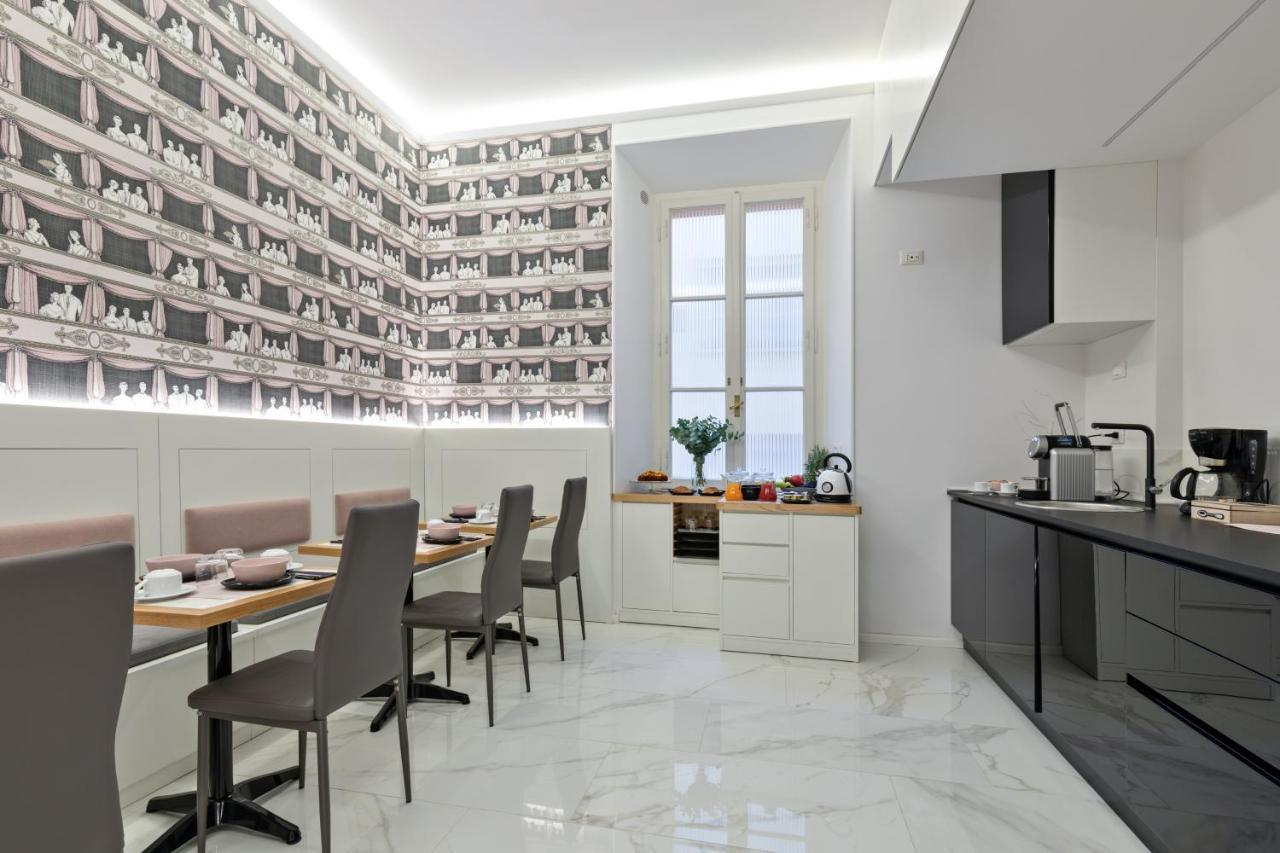 Cavour Suites Guest House Рим Екстериор снимка