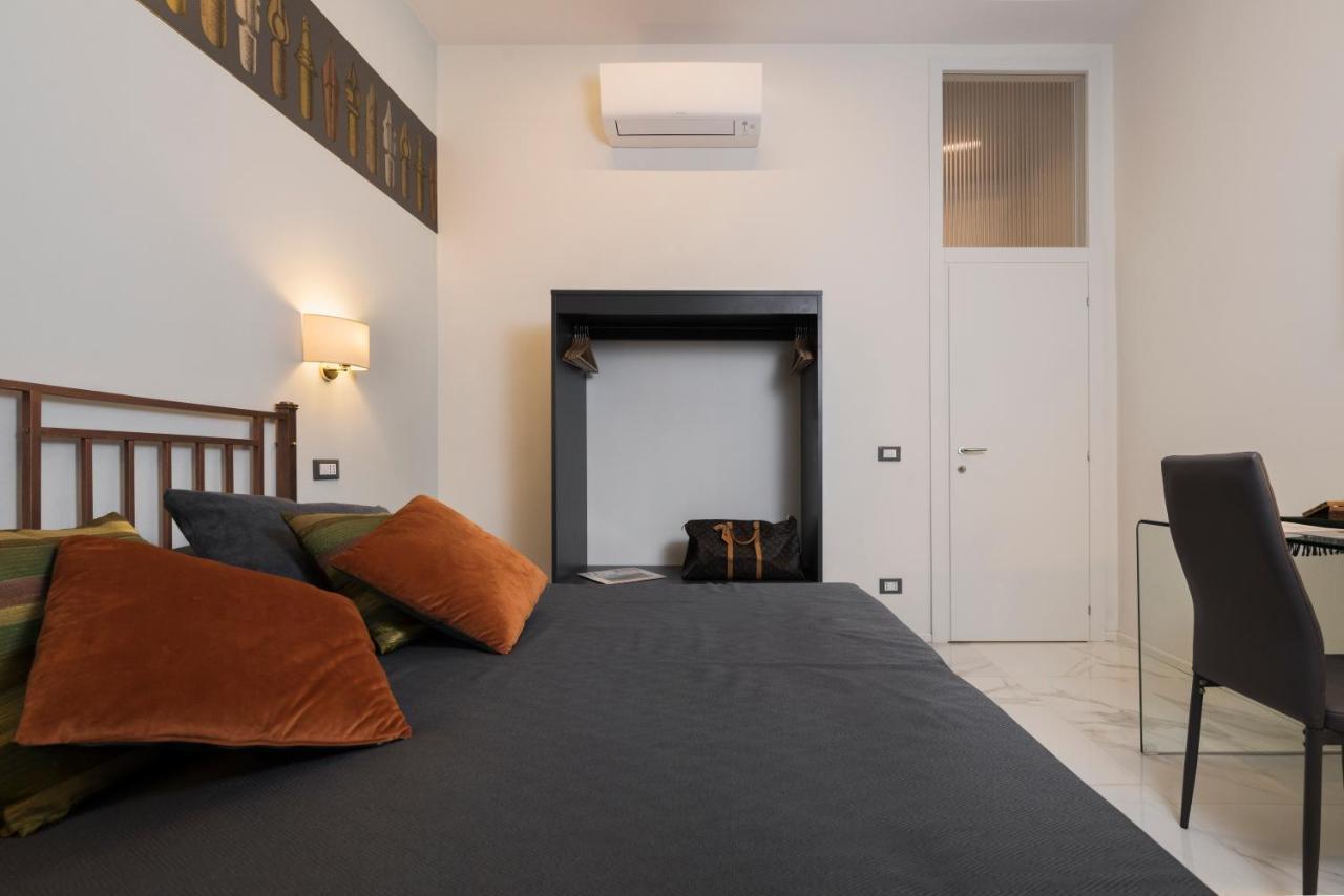Cavour Suites Guest House Рим Екстериор снимка