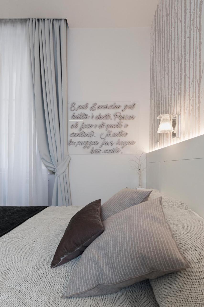 Cavour Suites Guest House Рим Екстериор снимка