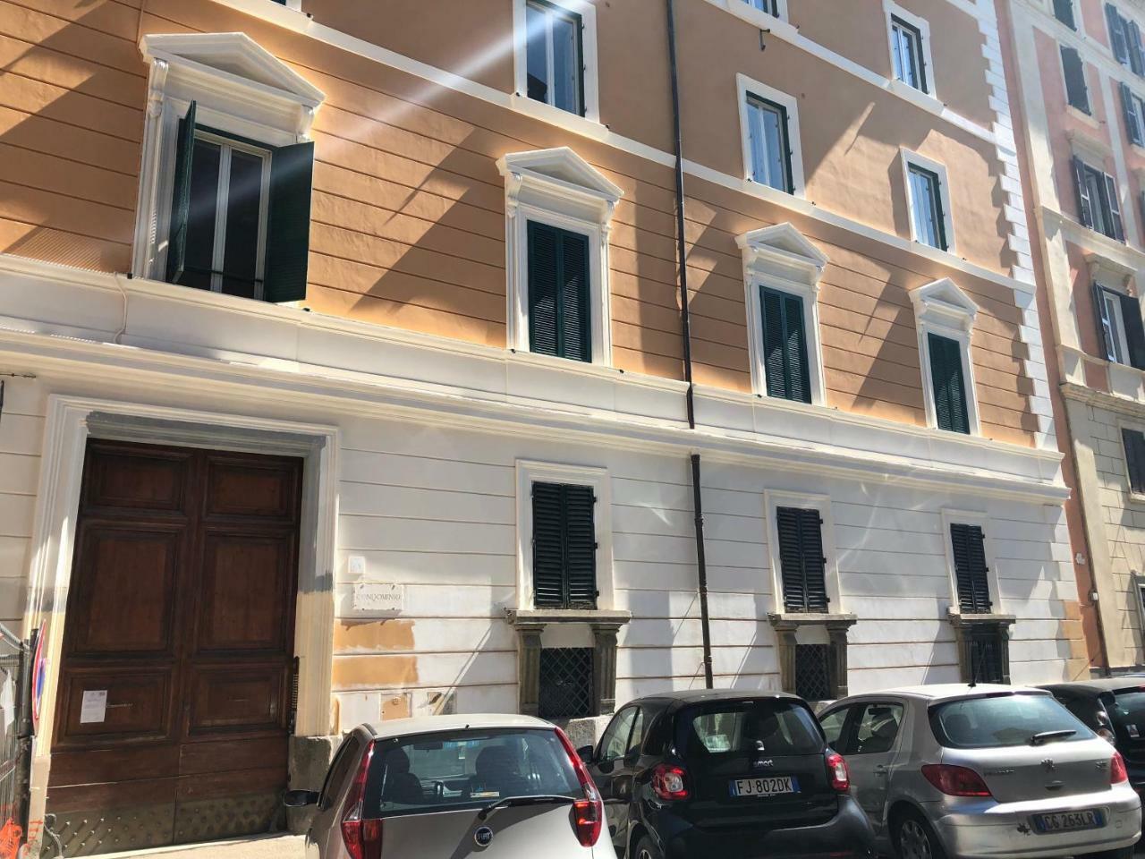 Cavour Suites Guest House Рим Екстериор снимка